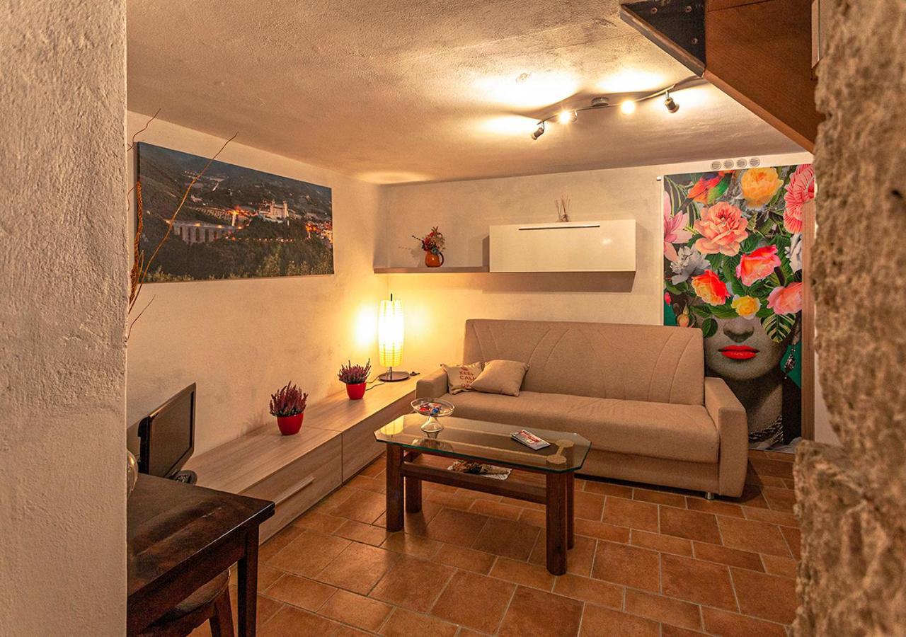 Casa In Zona Strategica Apartment สโปเลโต ภายนอก รูปภาพ