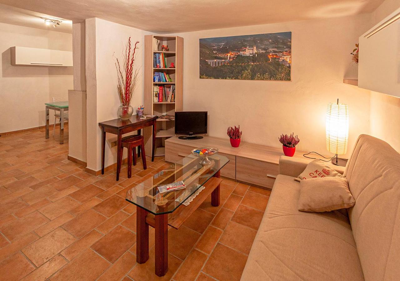Casa In Zona Strategica Apartment สโปเลโต ภายนอก รูปภาพ